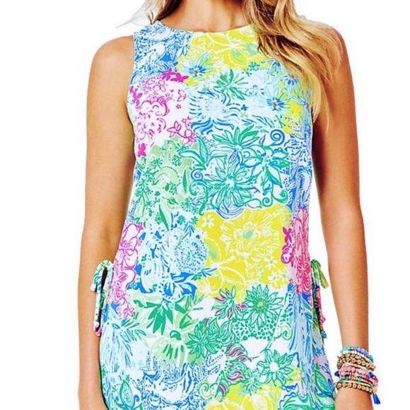 Lilly Pulitzer Donna Tunic Top Multi Colored Floral Cheek To Cheek Zip Up XSmall - Picture 1 of 11